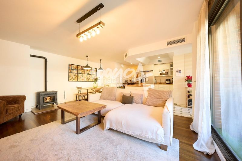 Foto 166e442a-9c09-4c28-a49e-29ead5932f0f. Pis amb calefacció aparcament piscina a El Pinar-Punta Galea Rozas de Madrid (Las)