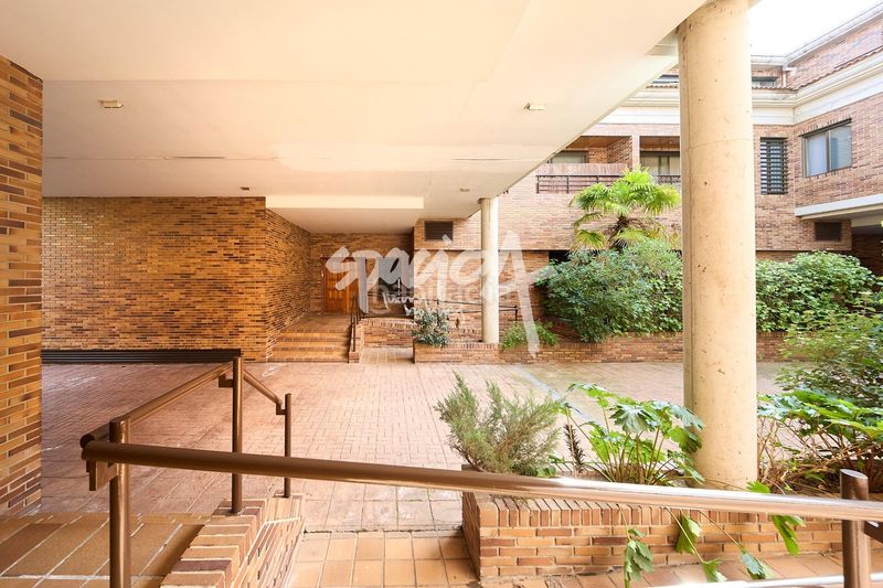 Foto 50cb3870-058a-42d8-856e-8e2be0bbb968. Pis amb calefacció aparcament piscina a El Pinar-Punta Galea Rozas de Madrid (Las)