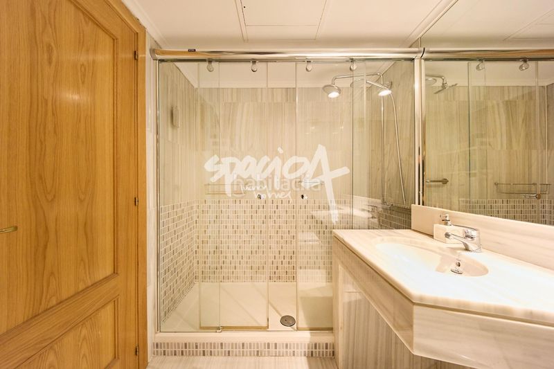 Foto 896f963a-09ce-4722-89a9-3eeab41c3a8d. Pis amb calefacció aparcament piscina a El Pinar-Punta Galea Rozas de Madrid (Las)