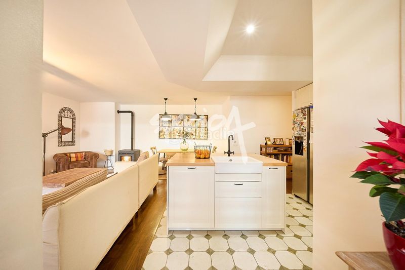 Foto f92b4e87-9b55-40b9-8e26-f605663d65d0. Pis amb calefacció aparcament piscina a El Pinar-Punta Galea Rozas de Madrid (Las)