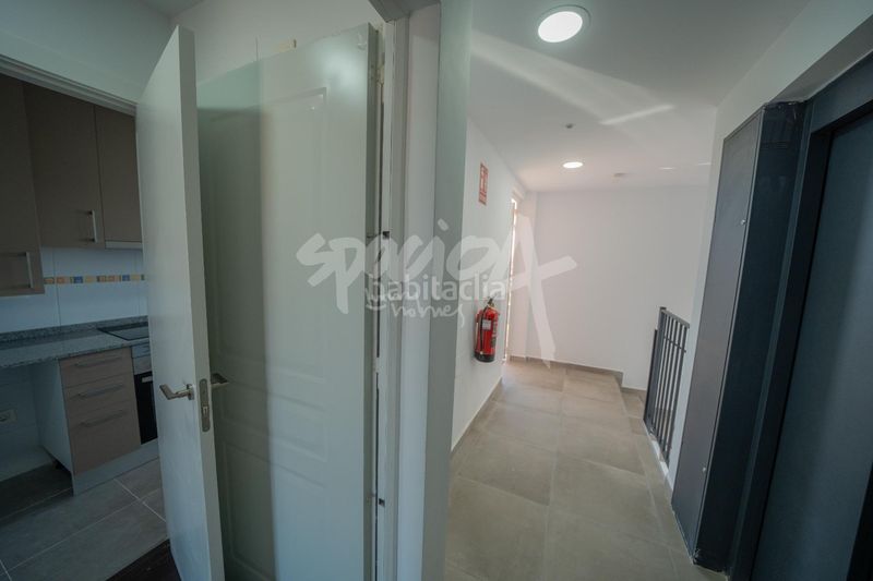Foto ab0048cc-63ba-430a-8e44-183e637e059e. Etagenwohnung mit heizung parking in Méntrida