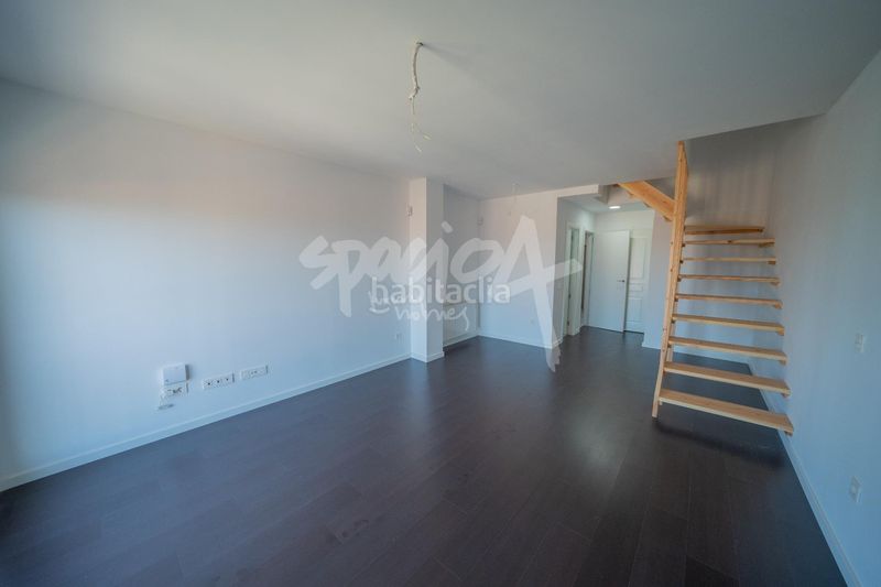 Foto d2fff071-fbf8-4fb7-bcc8-dfe9466dbeae. Etagenwohnung mit heizung parking in Méntrida