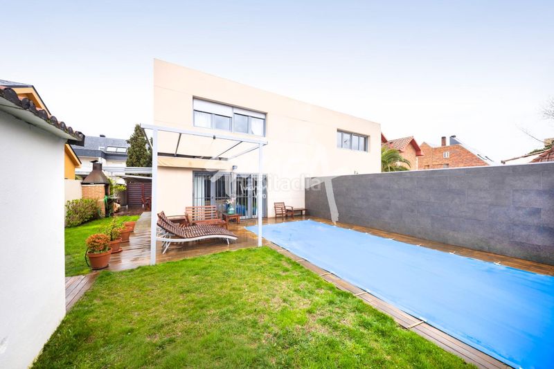 Foto a00bda58-eb95-4852-8d77-32c482a5182d. Casa aparellada amb calefacció aparcament piscina a Rozas de Madrid (Las)
