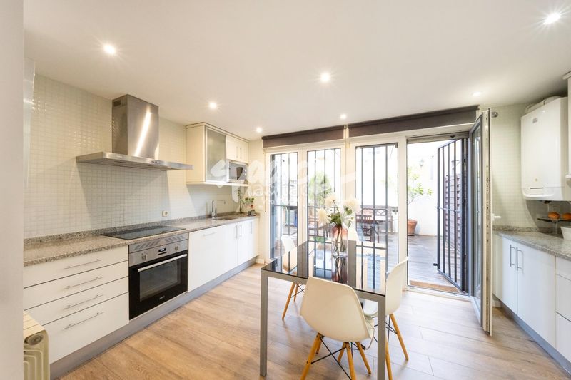 Foto a6ddf744-ed34-411d-aa7d-359fb95970e3. Casa aparellada amb calefacció aparcament piscina a Rozas de Madrid (Las)