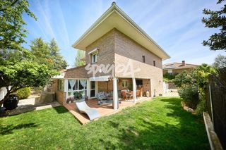 Location Chalet  Calle calle valle del tiétar. Un chalet independiente pensado para disfrutar en familia