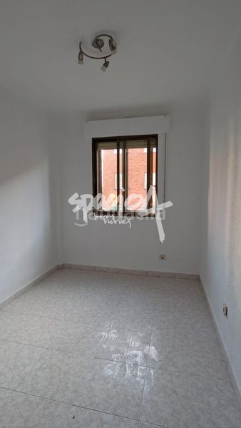 Foto cbc12646-c42c-45a1-a88c-139daac43236. Flat with heating in Casco Antiguo Alcorcón