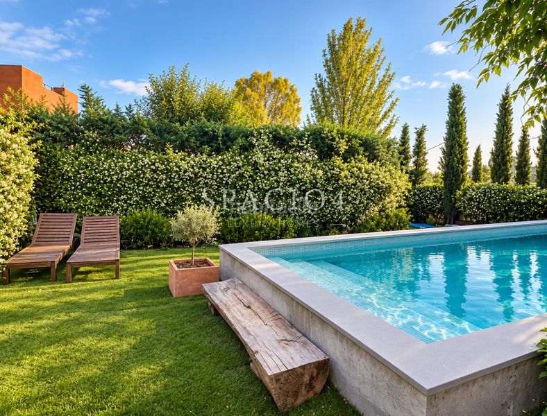 Foto de6397f4-fd66-421a-9c3c-ccb08877eeae. Chalet  independiente en venta en la pinada, en Pozuelo de Alarcón