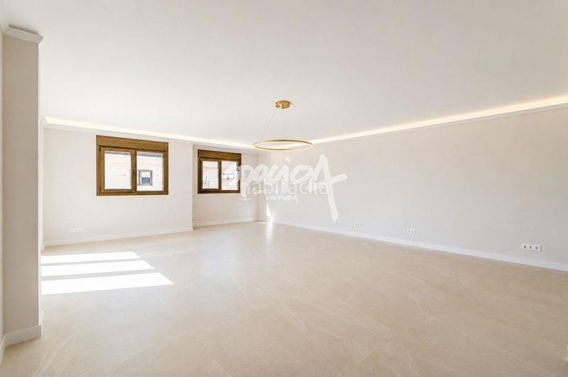 Foto 9be011c0-c91a-4c05-adc6-e7529ba2d86e. Casa aparellada amb calefacció aparcament piscina a Miraflores de la Sierra