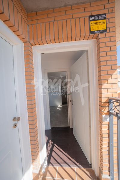 Foto b7549315-e63c-4635-bee9-49fabc43b2ef. Pis amb calefacció aparcament a Méntrida