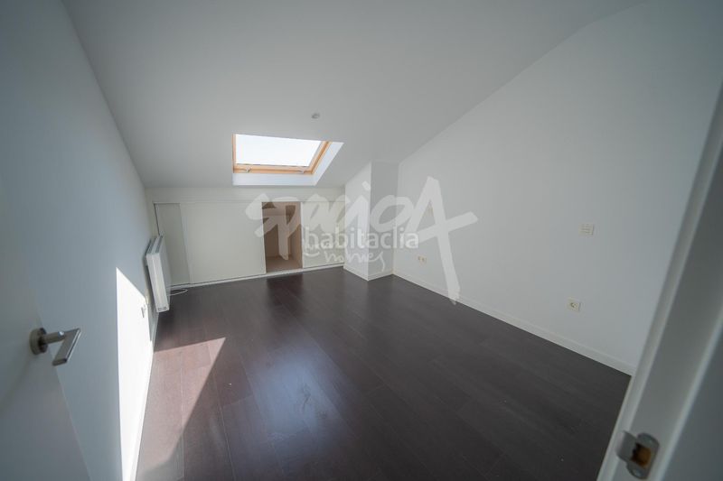 Foto 4d5a9201-ef9b-4243-900d-c5d52587d4ce. Pis amb calefacció aparcament a Méntrida