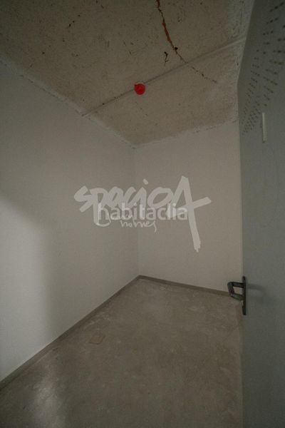 Foto cebea791-adf3-40e2-8393-ef7cc3227cc1. Pis amb calefacció aparcament a Méntrida