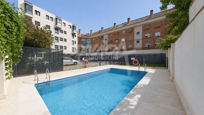 Foto 3a34f7f1-8cd9-449d-b42f-e6b48c9cd296. Loft amb calefacció aparcament piscina a Buena Vista Madrid