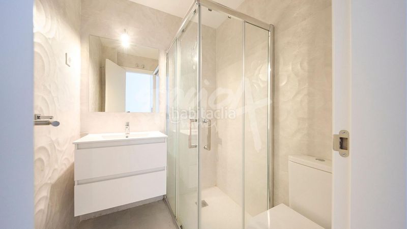 Foto 71408893-1c24-4d8c-9085-5e879af60913. Loft amb calefacció aparcament piscina a Buena Vista Madrid