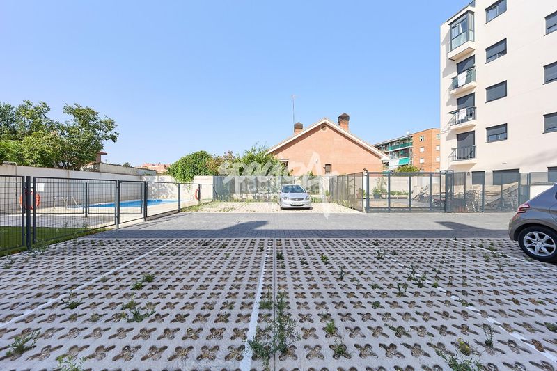 Foto a02d693a-5fe5-49ab-aa93-dd28b35dab95. Apartament amb calefacció aparcament piscina a Buena Vista Madrid