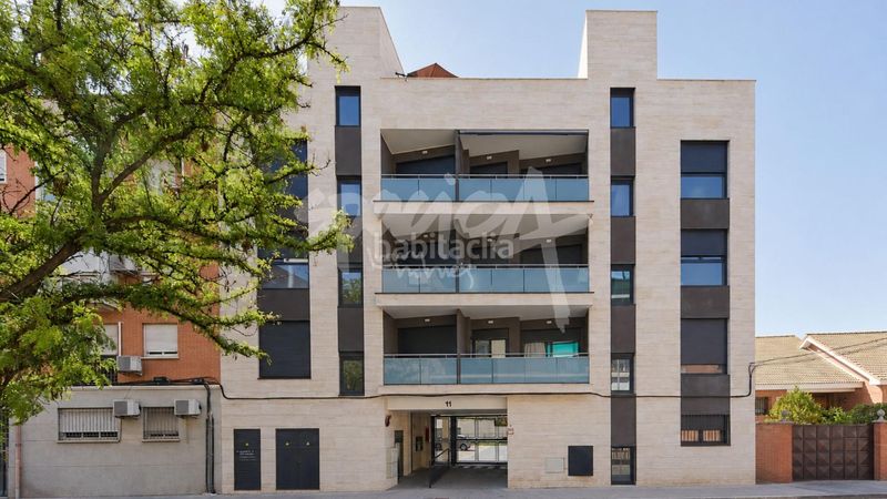 Foto d5f8bccc-889c-4f74-a062-c23d3e5f30b8. Loft amb calefacció aparcament piscina a Buena Vista Madrid