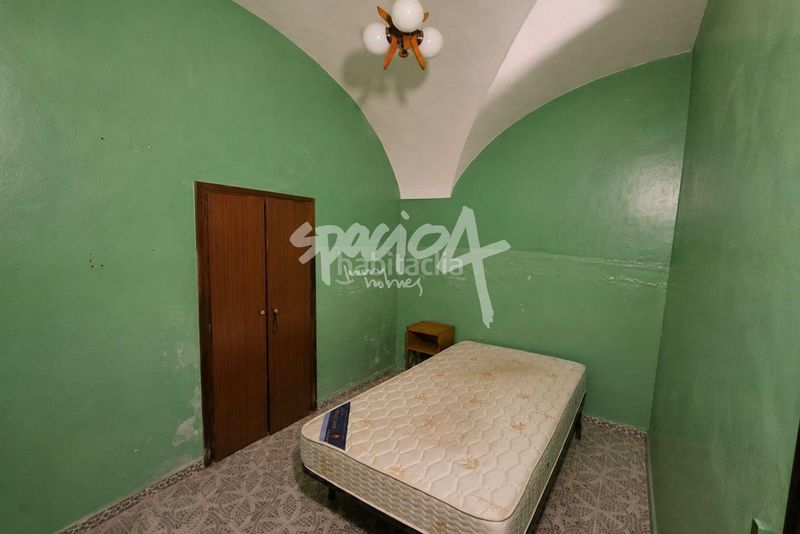 Foto ae898230-b672-41ac-8cd1-42dbfd2db646. Casa adossada a Madroñera