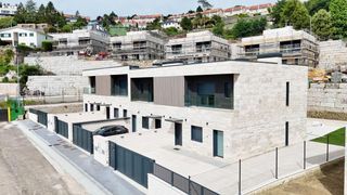 Doppelhaus  Calle illa de ons-san salvador. Obra nueva en venta en a caeira, poio, pontevedra