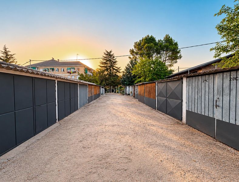 Foto 3cbac676-d86b-473d-b0fd-d98edb60b6ef. Rent flat with parking pool in La Canaleja Galapagar