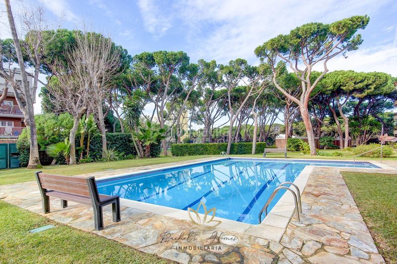 Foto 8dd6c764-cd5c-4329-8b9e-2abfa3c4fe76. Dúplex amb calefacció aparcament piscina a Gava Mar Gavà