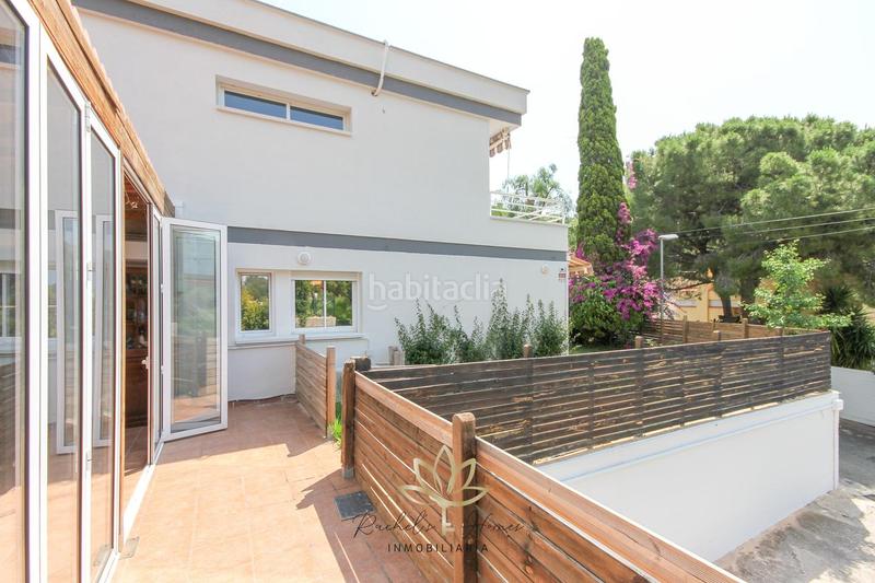 Foto 0d2b8df4-f323-4bf9-9f27-87ab009177ad. Casa adossada amb aparcament a les botigues de Sitges Sitges