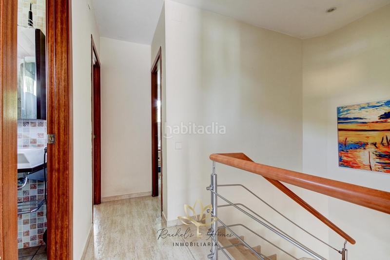 Foto 936e8269-9fcb-4ffd-84e4-daed6924082e. Casa adossada amb aparcament a les botigues de Sitges Sitges