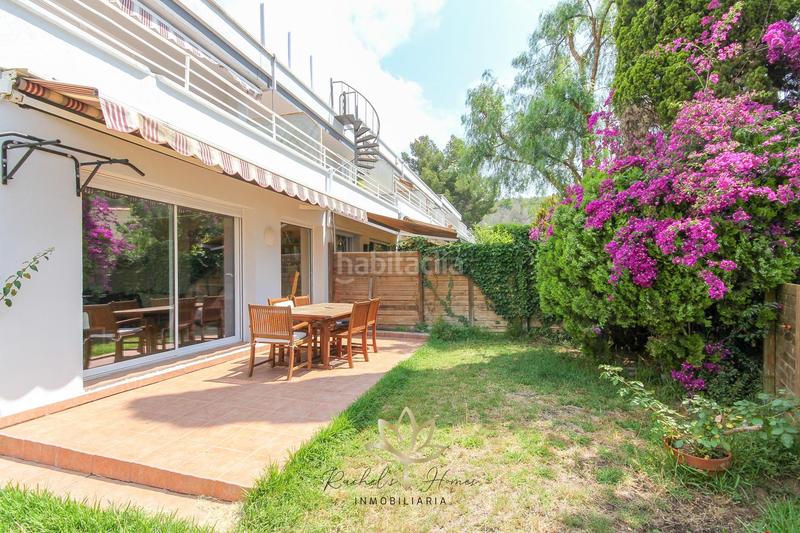 Foto fd6364f6-f430-4bec-87e7-9711c33cdf93. Casa adossada amb aparcament a les botigues de Sitges Sitges
