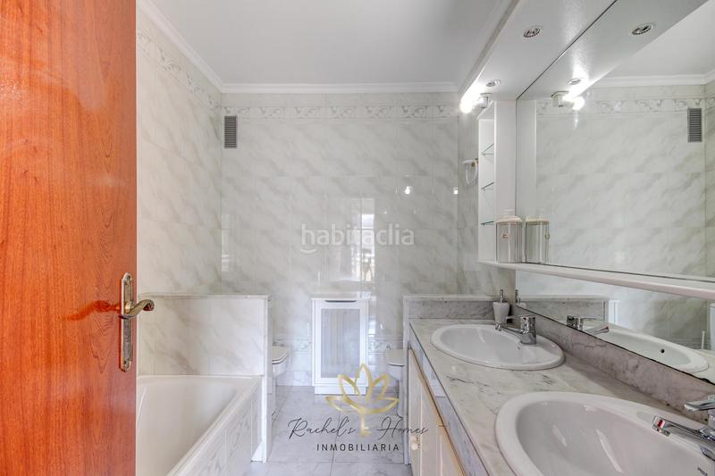 Foto 04e0a1ce-0fbc-4033-b5ff-79a287eb3080. Casa adosada adosada en Can Bou en Can Bou Castelldefels