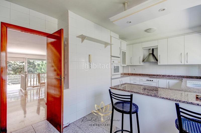 Foto cf641a39-095f-48fe-8bbc-2e2312c5fc78. Casa adosada adosada en Can Bou en Can Bou Castelldefels