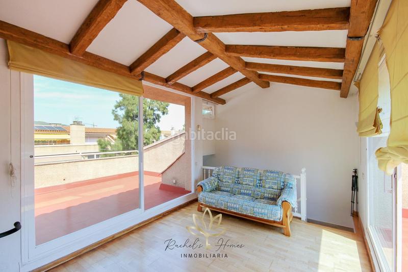 Foto d3eb388e-41fa-446a-9cf1-959478eaa3e7. Casa adosada adosada en Can Bou en Can Bou Castelldefels