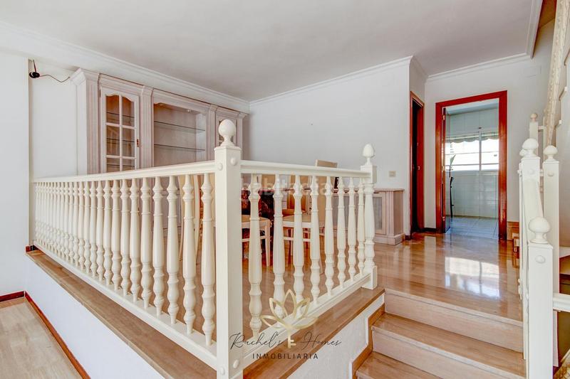 Foto d79b5f02-6fbf-41f1-b333-f5c91b8dfeab. Casa adosada adosada en Can Bou en Can Bou Castelldefels