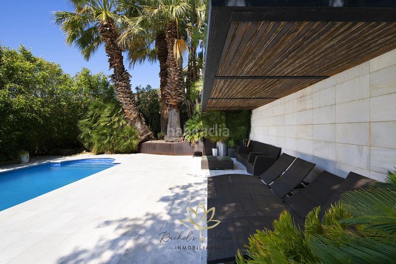 Foto 734c1ea5-46fc-4dad-884b-5d8bcaed63ef. Casa con riscaldamento parcheggio piscina in les botigues de Sitges Sitges