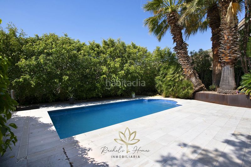 Foto a6550130-48e2-4646-8d6a-ccf470c960cb. Casa con riscaldamento parcheggio piscina in les botigues de Sitges Sitges
