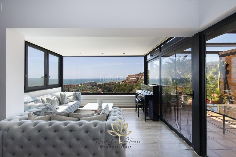 Foto acad4d3c-8228-4e43-8712-e7c717181e22. Casa con riscaldamento parcheggio piscina in les botigues de Sitges Sitges