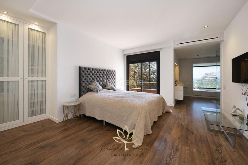 Foto df9d69b1-09ee-45a9-9e09-a11a56373794. Casa con riscaldamento parcheggio piscina in les botigues de Sitges Sitges