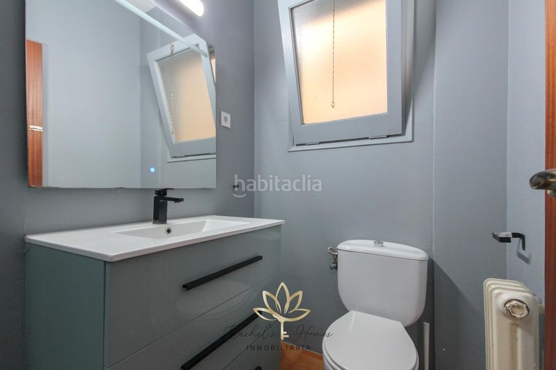 Foto 1e0b3c67-c24a-4cc3-832c-753c75306057. Àtic amb calefacció aparcament a La Salut Barcelona