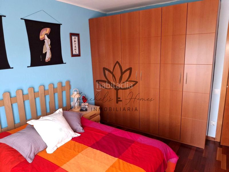 Foto 5e882d1c-6520-433b-b30a-28296ea08fd7. Casa aparellada amb calefacció aparcament piscina a Castelldefels