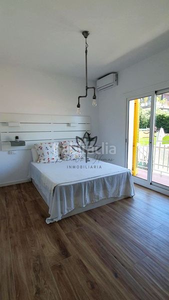 Foto bf1c2900-1c92-4198-8f1d-8f8372ad1af4. Lloguer casa amb calefacció piscina a Montmar Castelldefels