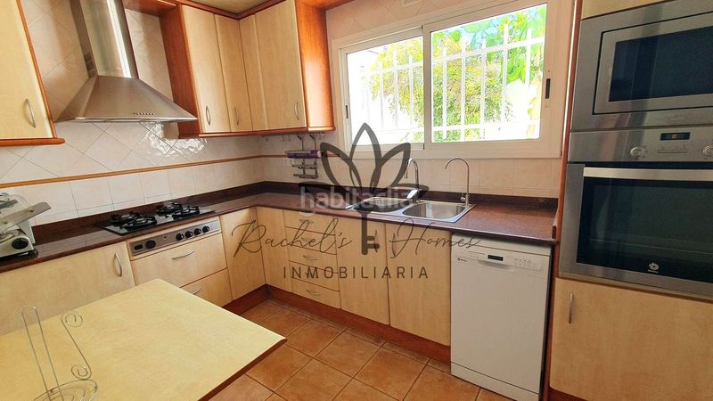 Foto d7177f11-a6c8-4395-917c-df7b5cbaf0d1. Lloguer casa amb calefacció piscina a Montmar Castelldefels