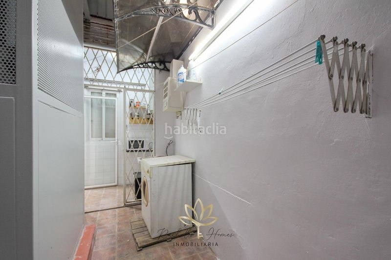 Foto efbe759d-e84d-46d0-a00e-c817c68160d8. Planta baixa amb calefacció a Guinardó Barcelona