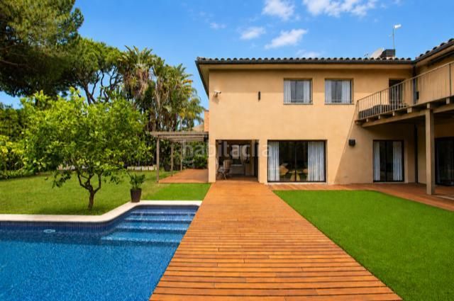 Foto d2b7c8c6-2e6d-4851-a38d-bb971a343c47. Casa calm paradise! en Gava Mar Gavà