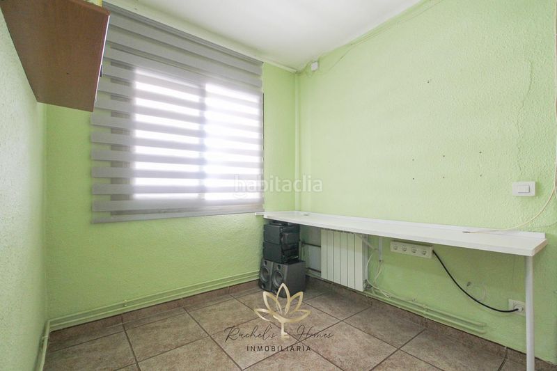 Foto b36e5417-f546-43f2-8a39-1a3ffda83f37. Flat with heating in Centre Viladecans