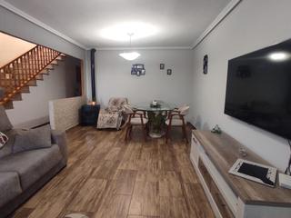 Casa adossada a San Miguel. Duplex cañada de las eras
