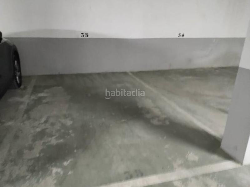 Foto 488cd75c-af41-42bf-b8ce-7b3621fc1c4f. Parking coche en Verger (el)