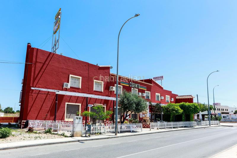 Foto a68f43cf-4b07-4573-865f-0377d956d877. Edificio en avenida valencia en Verger (el)
