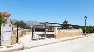 Aparcament cotxe a De benidoleig a pedreguer, f. Parking en la localidad de benidoleig