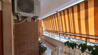 Appartement à Passeig del saladar, dénia, spain. Vivienda con alma en pleno centro de dénia!  4 dormitorios, súpe