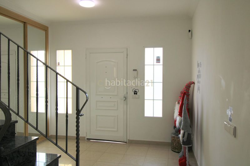 Foto 257ac802-49e7-4ea6-8446-ca4b85e8b6b7. Casa a carrer colòmbia a Verger (el)