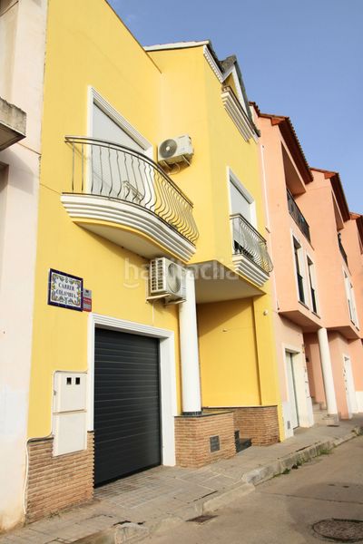 Foto 944c10bf-f738-485d-81d5-ed78df36157a. Casa a carrer colòmbia a Verger (el)