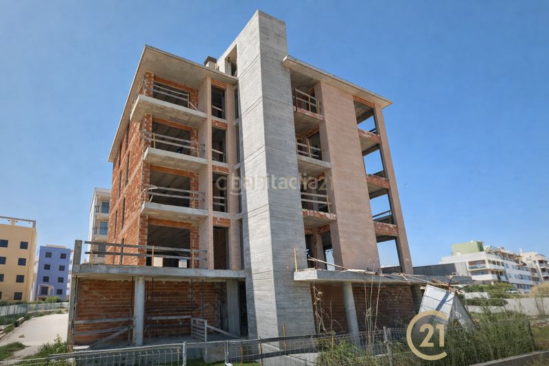 Foto 427cdd25-a910-43d8-8f2e-2fa871e77ccd. Finca rústica a Bellreguard