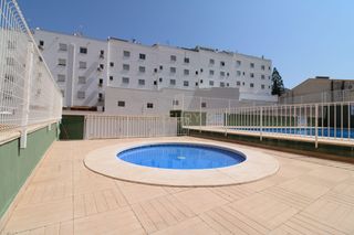 Pis a Av. valencia, pego, spain. Piso con 2 plazas de parking en pego